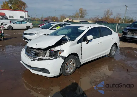 2015 Honda Civic Lx z USA, uszkodzony, nr VIN 19XFB2F58FE073894